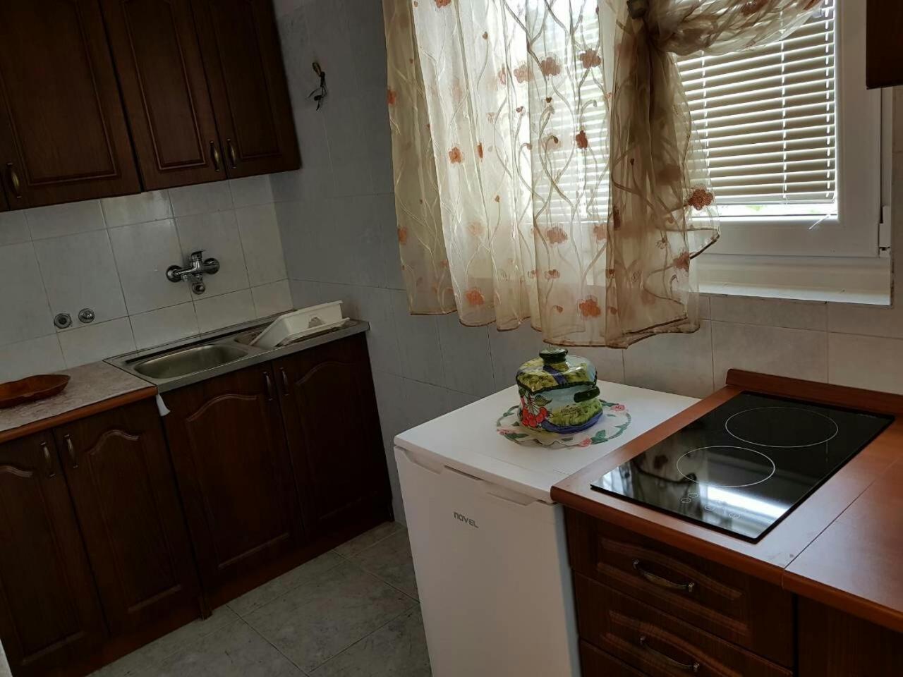 Apartments Astel Бар Екстериор снимка